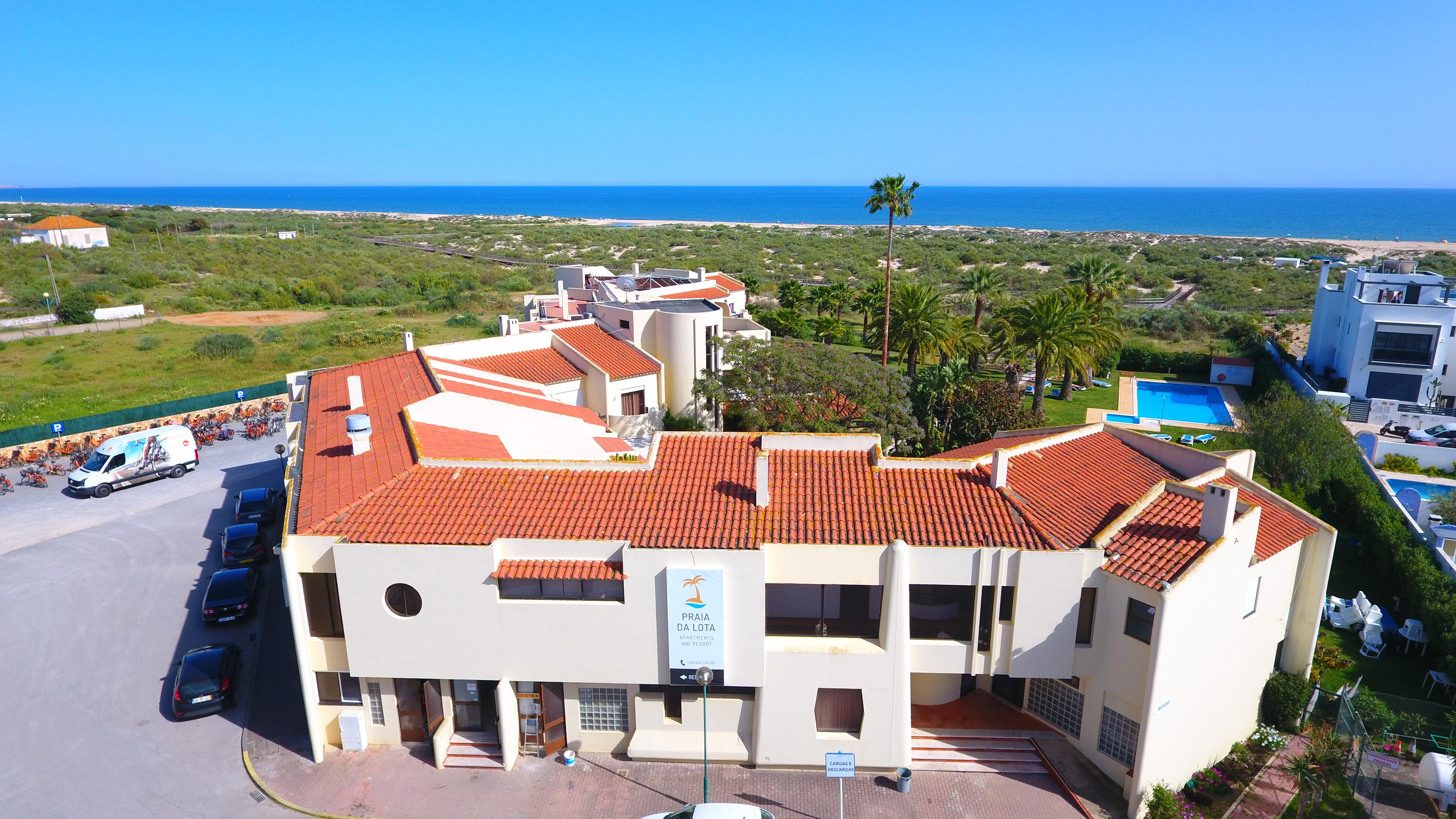 Praia Da Lota Resort - Beachfront Hotel Manta Rota Buitenkant foto